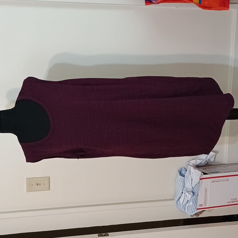 32 Degrees Cool Women's Sleeveless Dress with Pockets XL Burgundy